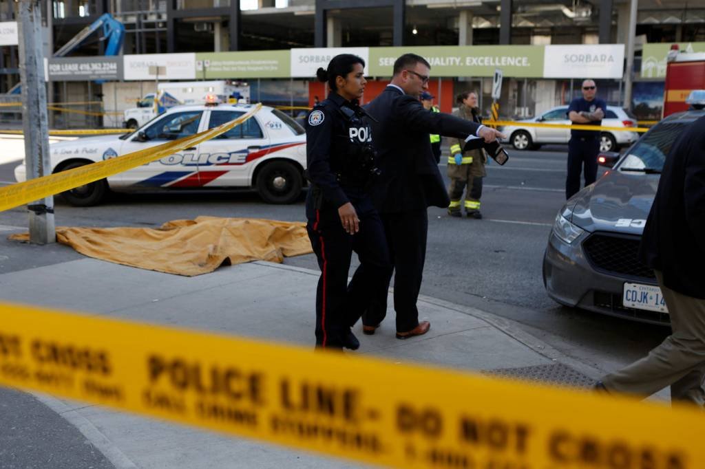 Polícia de Toronto aumenta medidas de segurança em torno de estádio
