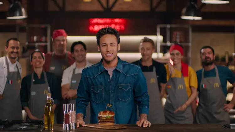 Comercial do McDonald's: chefs e Neymar divulgam lanches da Copa (McDonald's/Divulgação)