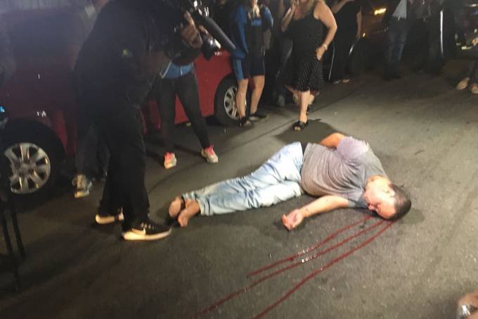 Acusados de agredir manifestante em frente ao Instituto Lula se entregam