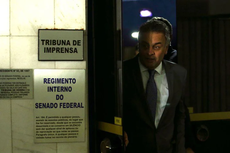 Aécio: uma das investigações contra o senador, apura suposta atuação do tucano para maquiar dados da CPMI dos Correios, em 2005 (Fabio Rodrigues Pozzebom/Agência Brasil)