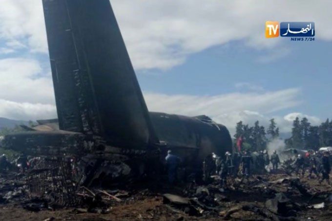 Queda de avião militar na Argélia deixa mais de 250 mortos, diz TV