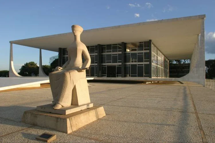 STF: Para colunista, ajustes nas regras básicas que orientam a atuação dos poderes constituídos são necessários para o equilíbrio entre os poderes (STF/ Divulgação) (STF/Divulgação)