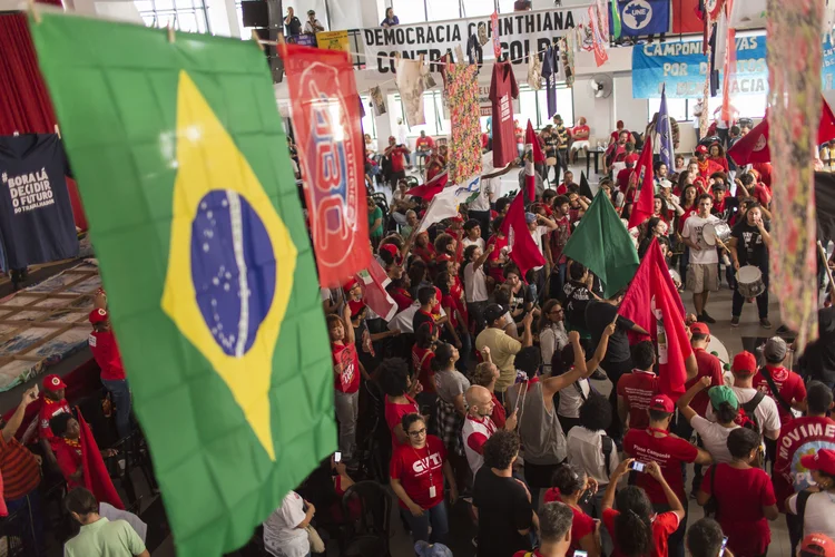 Manifestação: multidão esperava por um discurso do petista (Rodrigo Campante/Bloomberg)