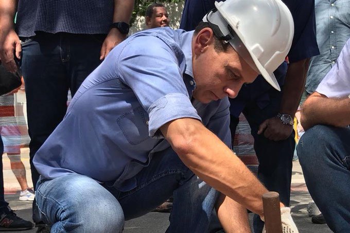 Doria minimiza saída de três deputados do PSDB