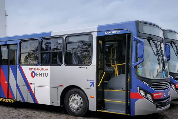 Ônibus intermunicipal: A EMTU esclareceu que o reajuste só acontece nos ônibus dessas quatro regiões metropolitanas e que passam por pedágios (EMTU/Facebook/Divulgação)