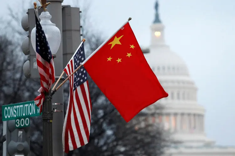 China e EUA: autoridades de primeiro escalão da China e dos Estados Unidos chegaram a um consenso a respeito de alguns aspectos de sua disputa comercial (Hyungwon Kang/Reuters)