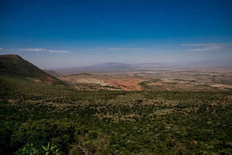 África: Vale da Grande Fenda da África oriental se estende por mais de 3 mil Km, entre o Golfo de Aden, na Somália e o Zimbábue (Michael Gottschalk / Photothek/Getty Images)