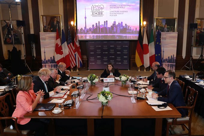 De luto por atropelamentos, G7 discute Rússia e acordo nuclear