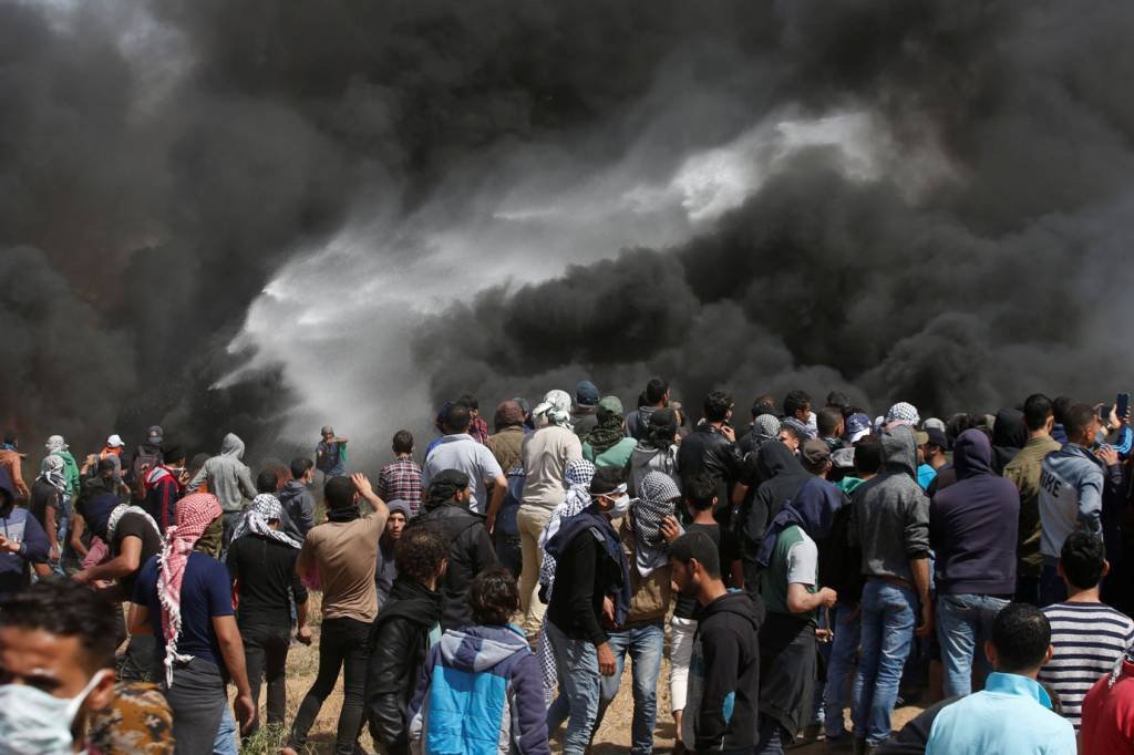 4 morrem e 250 ficam feridos nesta sexta em protesto na Faixa de Gaza