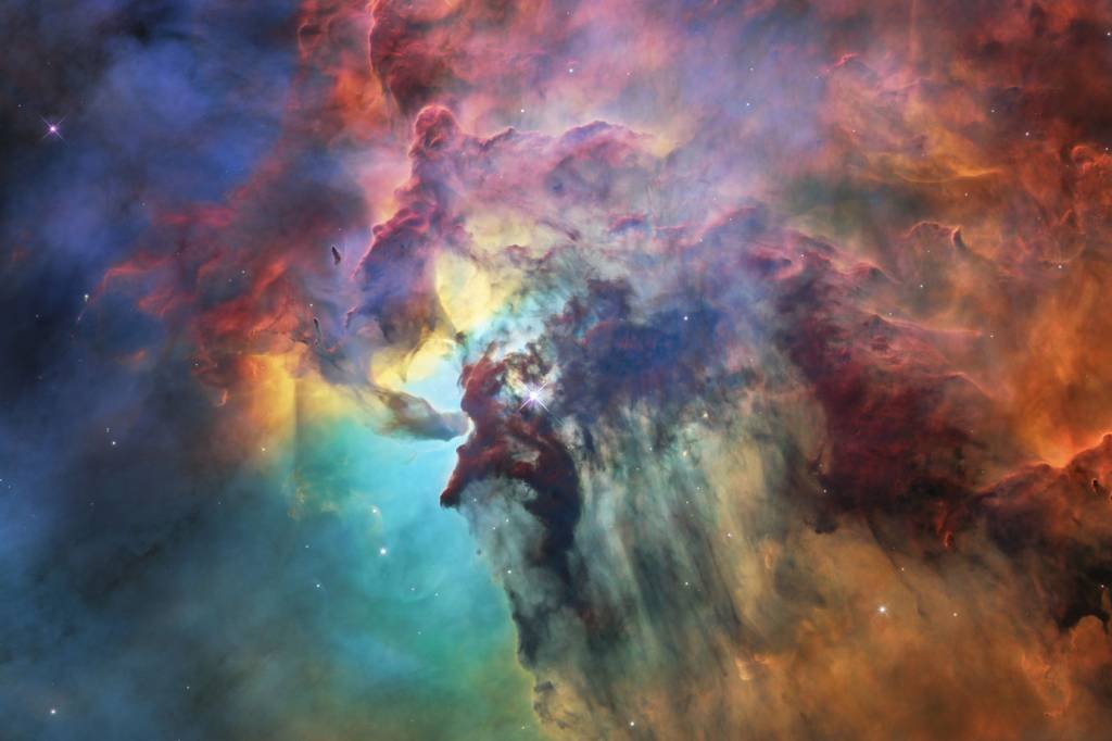 Telescópio Hubble comemora 28 anos com foto colorida da Nebulosa da Lagoa