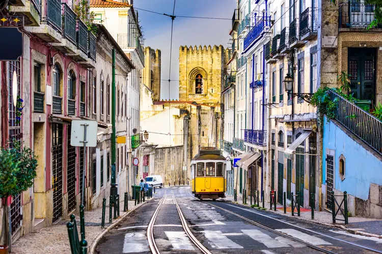 Lisboa: Portugal elege um total de 21 deputados para a Eurocâmara (SeanPavonePhoto/Thinkstock)