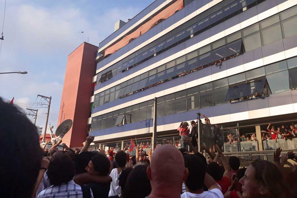Lula pode deixar sede do sindicato a qualquer momento