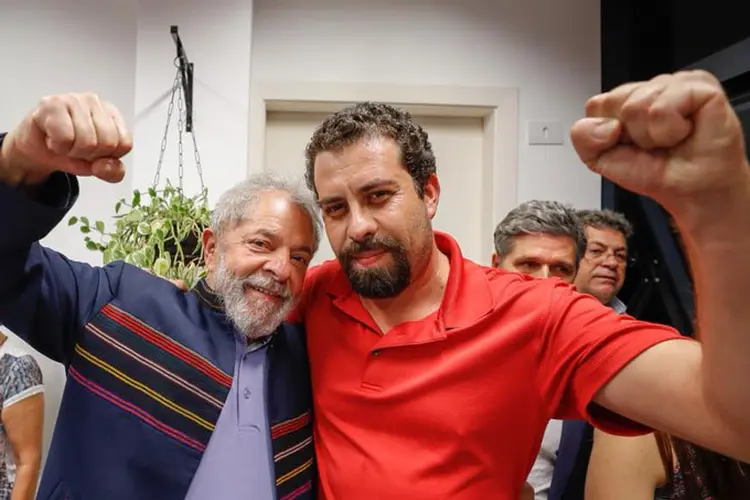 Lula: o ex-presidente ainda não fez qualquer pronunciamento público desde que a prisão foi decretada, no fim da tarde da quinta-feira (Ricardo Stuckert/Lula/Facebook/Divulgação)