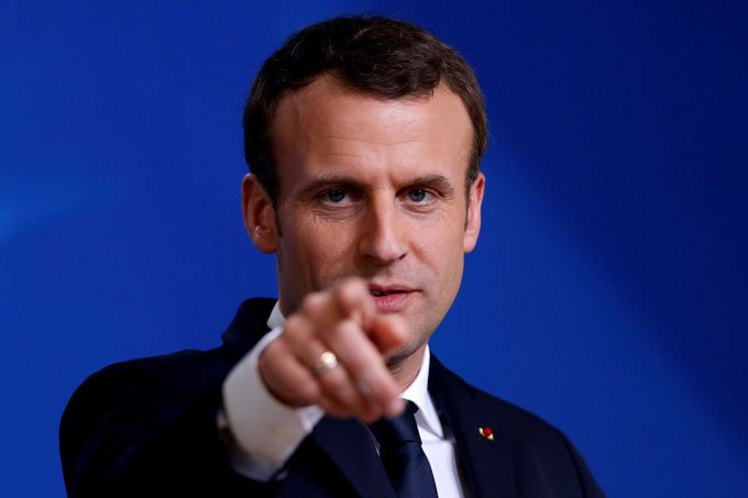 Macron choca ao dizer que deseja reparar elo entre Estado e Igreja