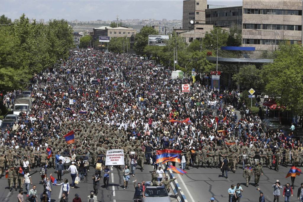 Primeiro-ministro da Armênia anuncia renúncia após protestos