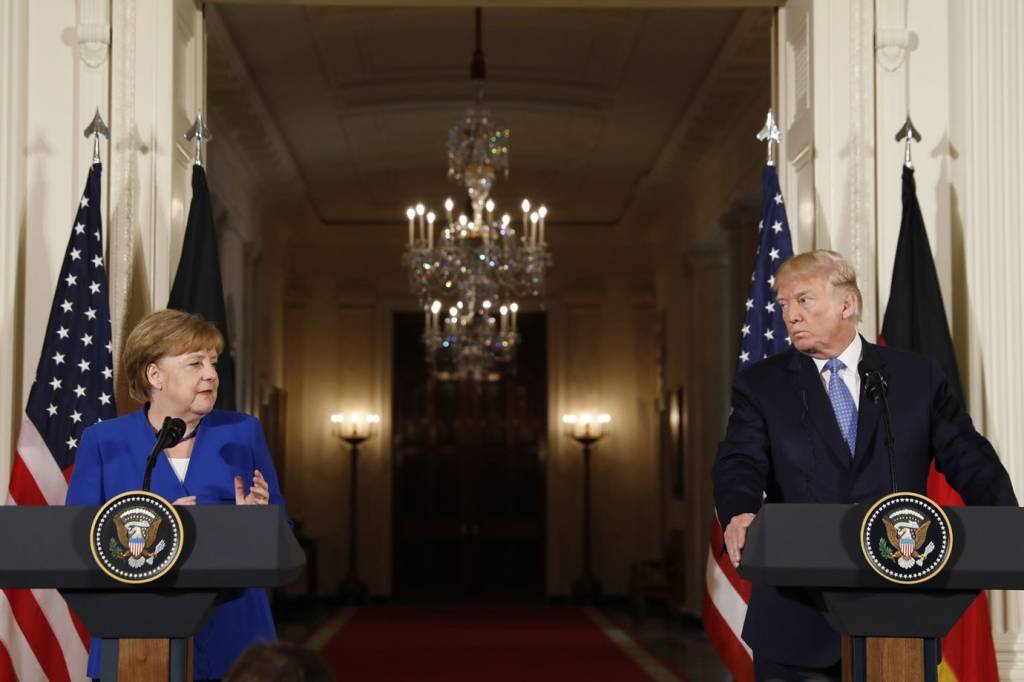 Trump critica Alemanha por problemas de imigração
