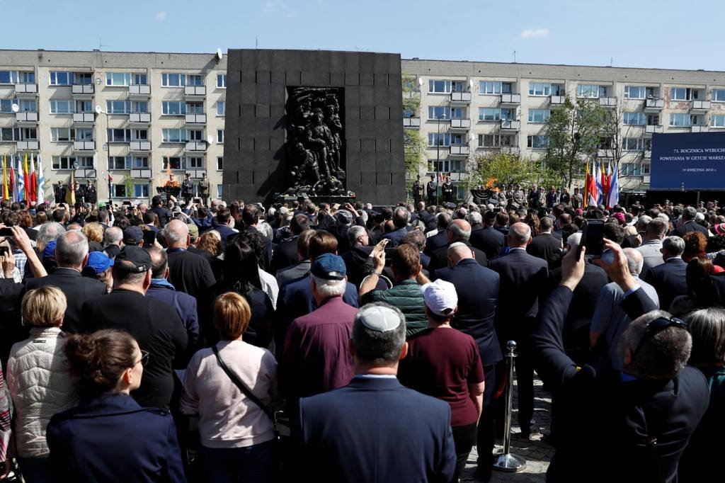 Polônia lembra 75º aniversário do levante do gueto de Varsóvia