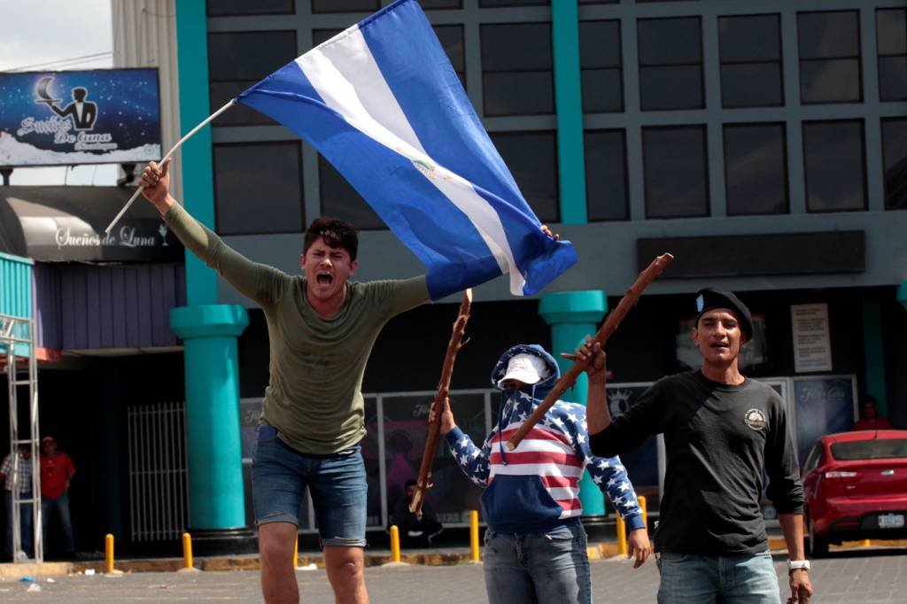 Começa diálogo entre Ortega e opositores na Nicarágua
