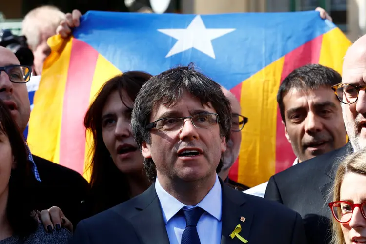 A Promotoria já negou um pedido anterior de extradição de Puigdemont por rebelião (Hannibal Hanschke/Reuters)