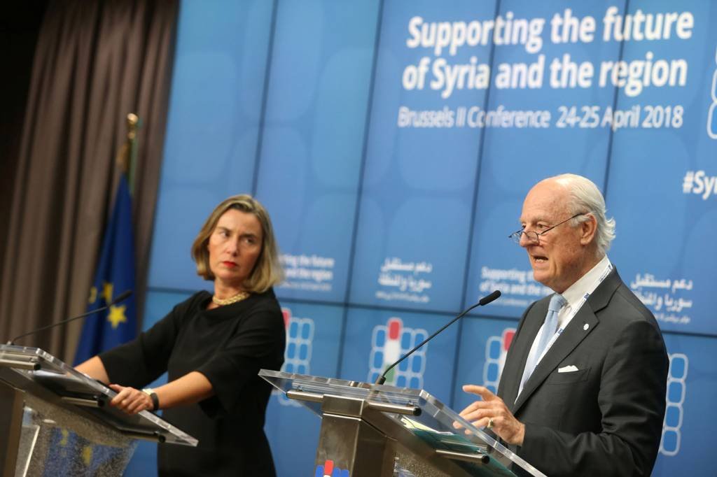 UE pede que Rússia e Irã levem a Síria à mesa de negociações