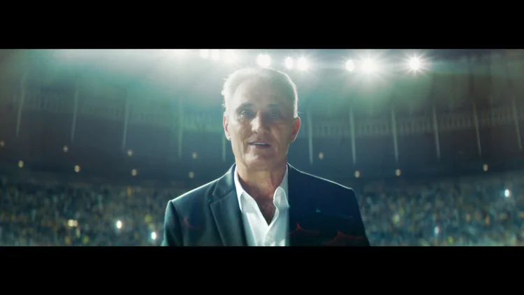 Tite: técnico da Seleção estrela nova campanha do Itaú antes da Copa (Itaú/Divulgação)