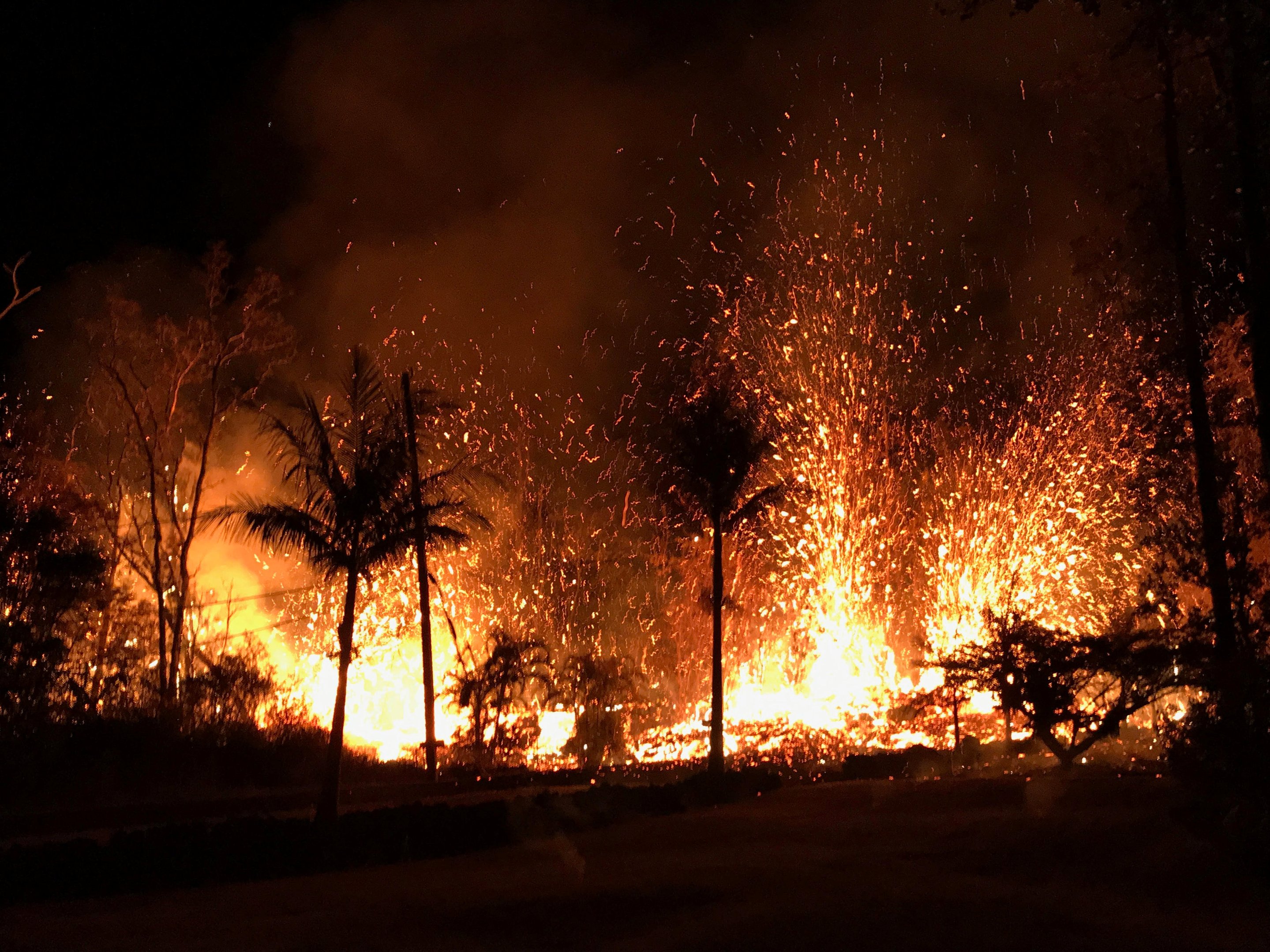 Veja imagens do vulcão em erupção Kilauea, no Havaí