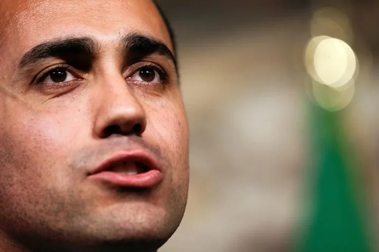 Movimento 5 Estrelas da Itália pediu ao presidente italiano "mais alguns dias" para finalizar um acordo de governo de coalizão com o partido de extrema direita Liga (Max Rossi/Reuters)