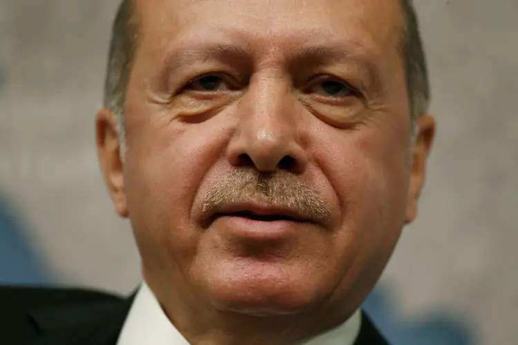 Recep Tayyip Erdogan: "Jerusalém é sagrada demais para ser deixada nas mãos de um Estado terrorista que tem o sangue dos palestinos em suas mãos" (Henry Nicholls/Reuters)