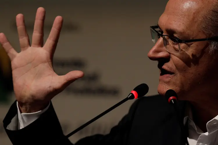 Geraldo Alckmin: "Tão absurdo, eu não tenho nem conhecimento disso. Pode haver alguém tão íntegro como eu, mas mais não tem" (Ricardo Moraes/Reuters)