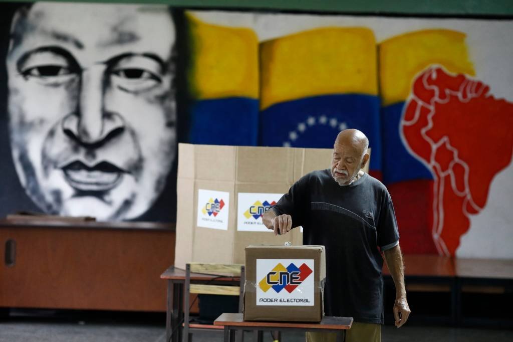 Venezuela vai às urnas em profunda crise, com Maduro em busca de reeleição