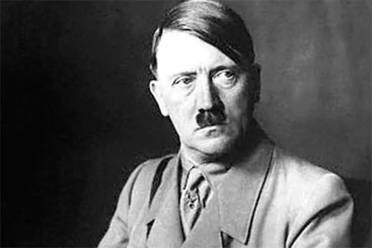 Adolf Hitler: itens pessoais do ditador nazista foram leiloados na Alemanha (Wikimedia Commons/Mihailo1997/Reprodução)