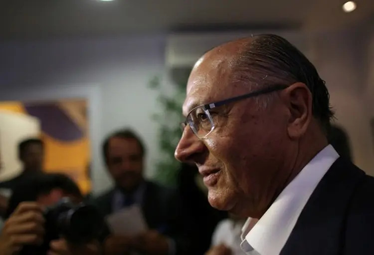 Alckmin: um nome de peso na Segurança Pública traria Alckmin de volta à disputa contra Bolsonaro, cuja principal bandeira é o combate à violência  (Adriano Machado/Reuters)