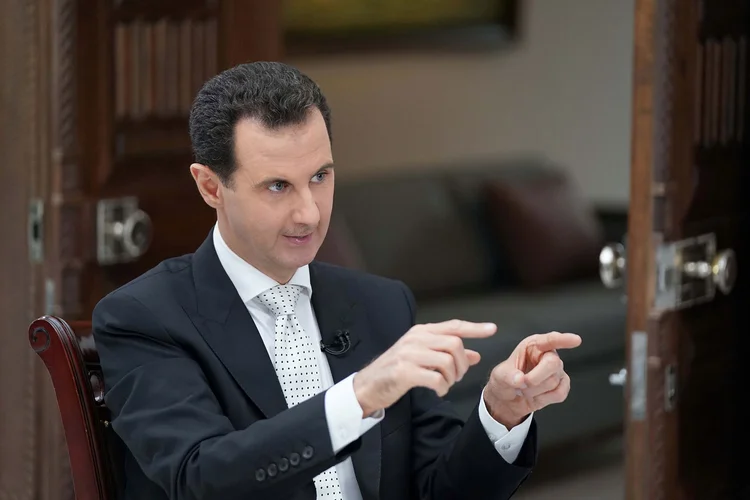 Assad: a Opaq investiga o suposto ataque químico em Duma (. SANA/Handout via Reuters/Reuters)