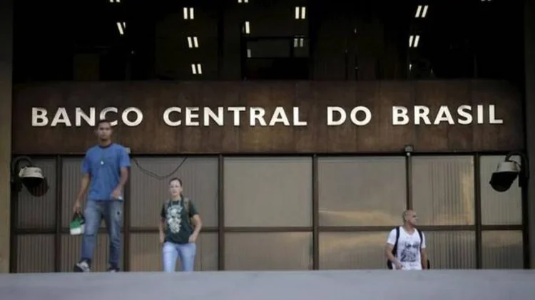 Banco Central: mais uma reunião do colegiado para definir a taxa de juro está marcada para amanhã (16) (Ueslei Marcelino/Reuters)