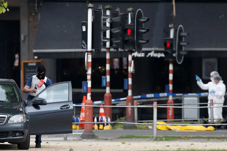 Tiroteio em Liège, na Bélgica: homem mata três pessoas e polícia suspeita que incidente seja ato terrorista (Thomas Van Ass/Reuters)