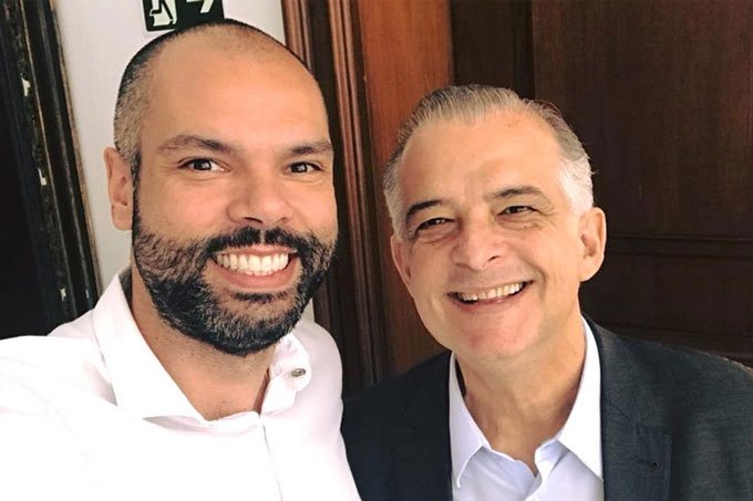 Em São Paulo, Márcio França usa crise para se tornar conhecido