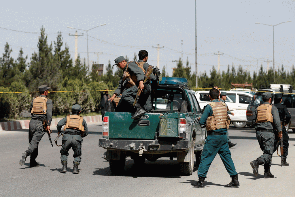 Agressores se disfarçaram de militares em ataque no Afeganistão