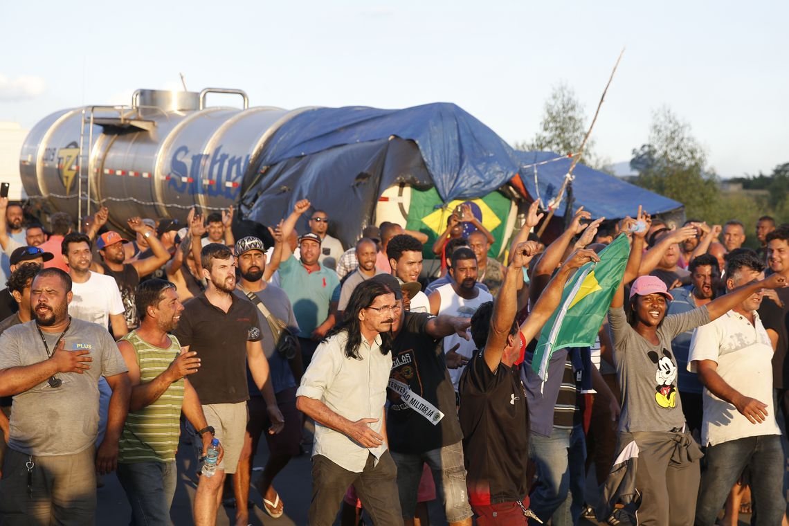 Por que o fim total da greve dos caminhoneiros ainda é incerto