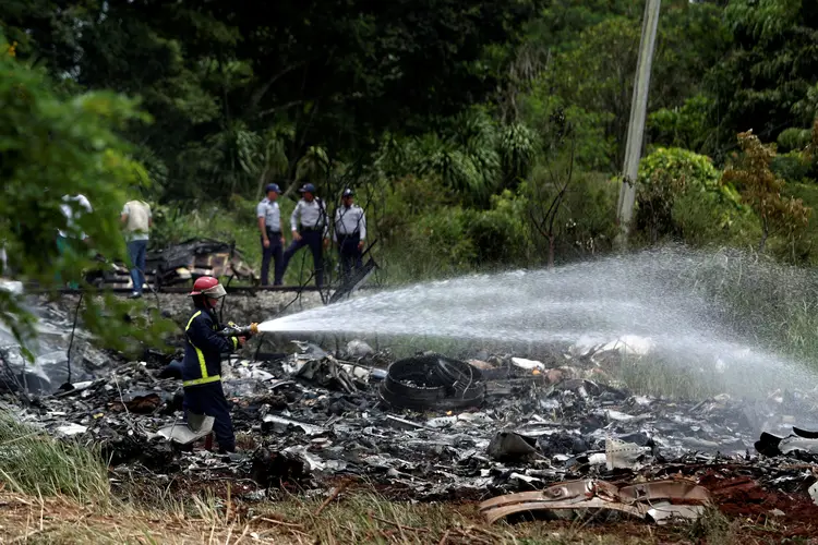 Acidente: aeronave estava em voo doméstico para Holguín e caiu pouco tempo após decolar de Havana (Alexandre Meneghini/Reuters)