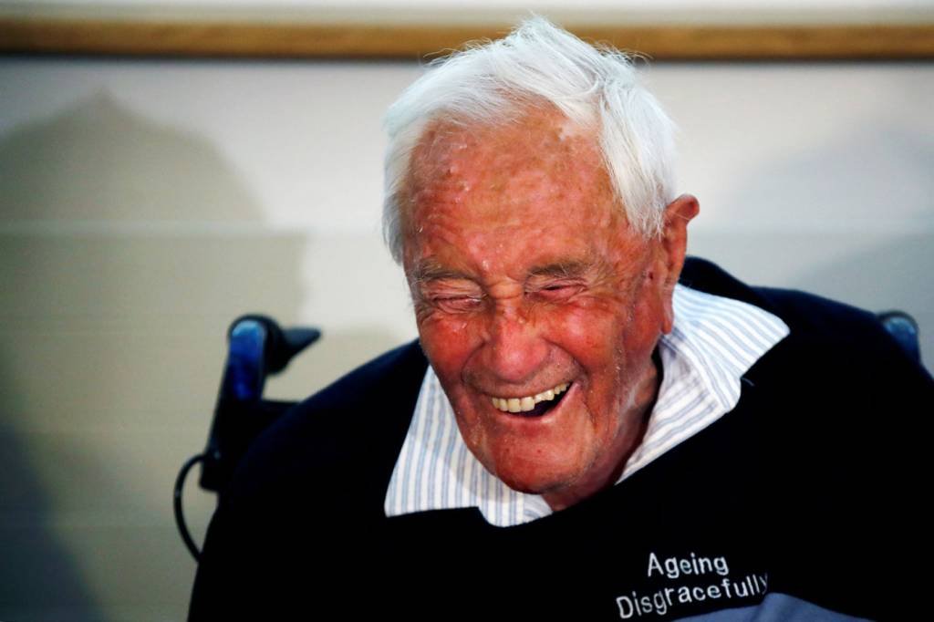 Cientista australiano de 104 anos morre na Suíça por suicídio assistido