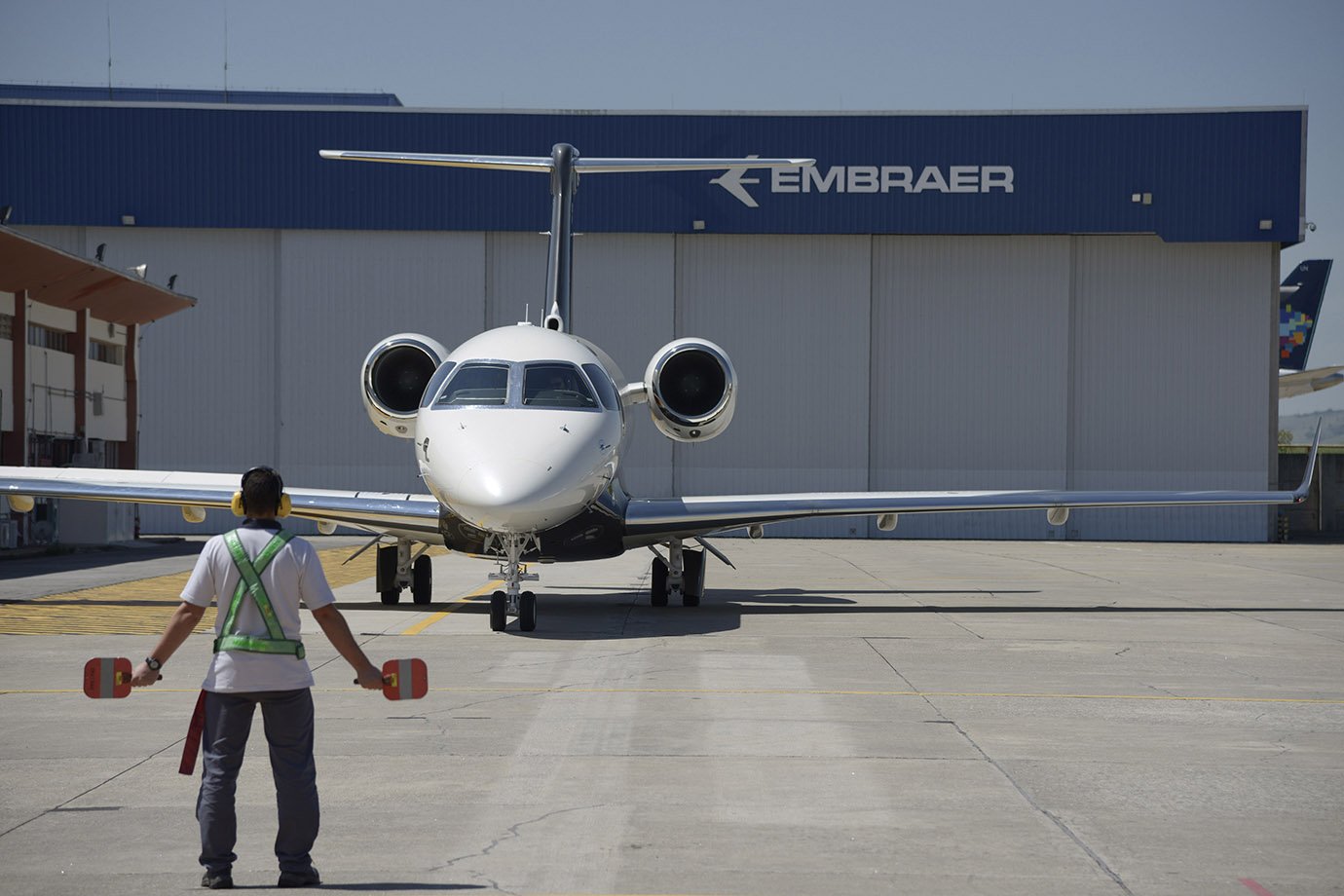 American Airlines faz pedido de US$ 705 mi à Embraer por 15 jatos