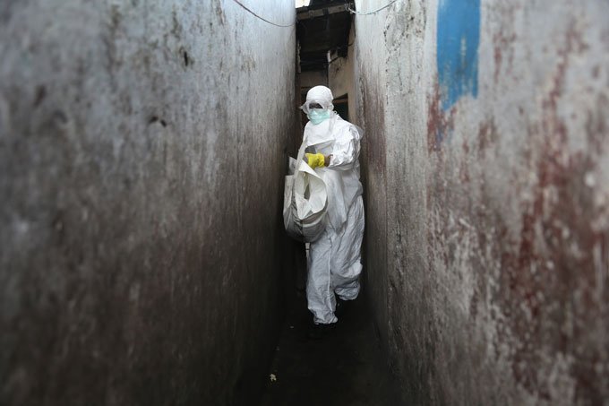 OMS investiga novo caso de ebola na República Democrática do Congo