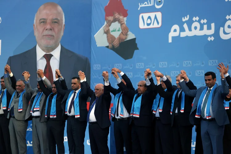 Haider al Abadi: atual primeiro-ministro, seu antecessor e o chefe dos paramilitares são os candidatos favoritos nas pesquisas (Abdullah Dhiaa al-Deen/Reuters)