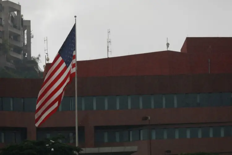 Embaixada dos EUA: o governo venezuelano afirmou que expulsou os diplomatas americanos em resposta às novas sanções de Trump (Marco Bello/Reuters)