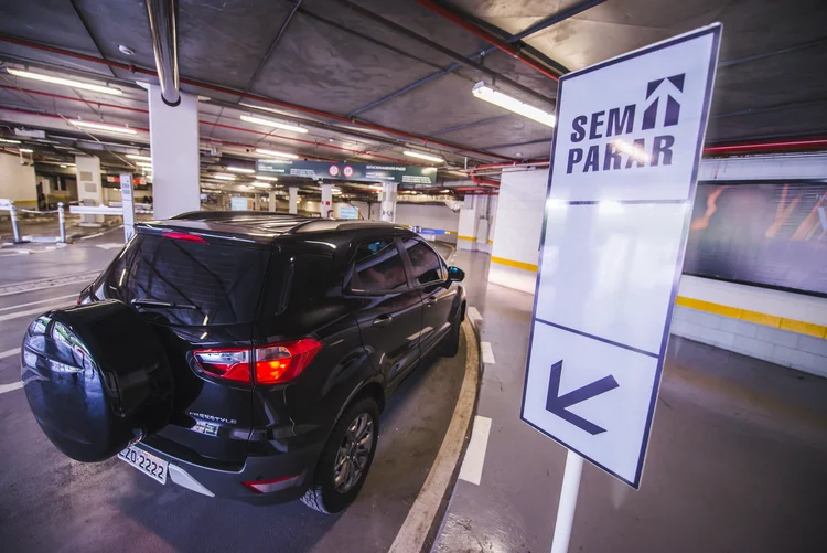 Símbolo do Sem Parar em estacionamento (Sem Parar/Divulgação)