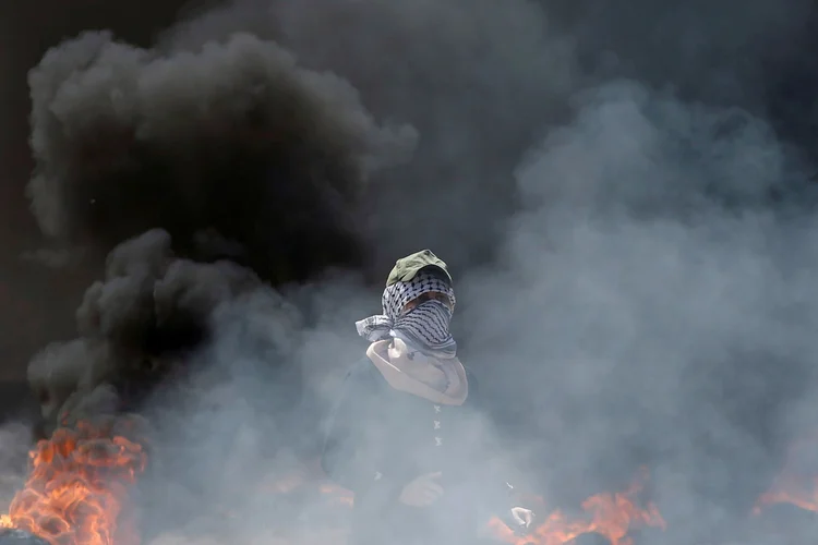 Faixa de Gaza: protestos que desencadearam onda de violência foram causados pela instalação da Embaixada dos Estados Unidos em Jerusalém (Ibraheem Abu Mustafa/Reuters)