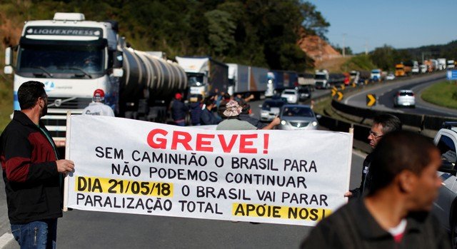 Governo consegue na Justiça 15 liminares para desbloquear rodovias
