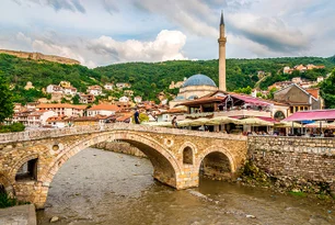 Imagem referente à matéria: Kosovo aceita receber imigrantes deportados dos EUA por um ano, anuncia Albin Kurti