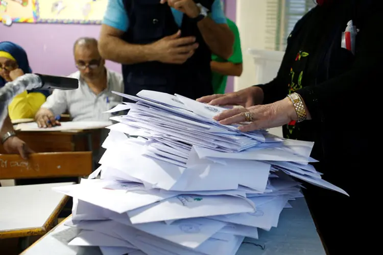 Eleições no Líbano: ao fechamento, a participação chegou a 49,2%, segundo números do ministério do Interior (Mohamed Azakir/Reuters)