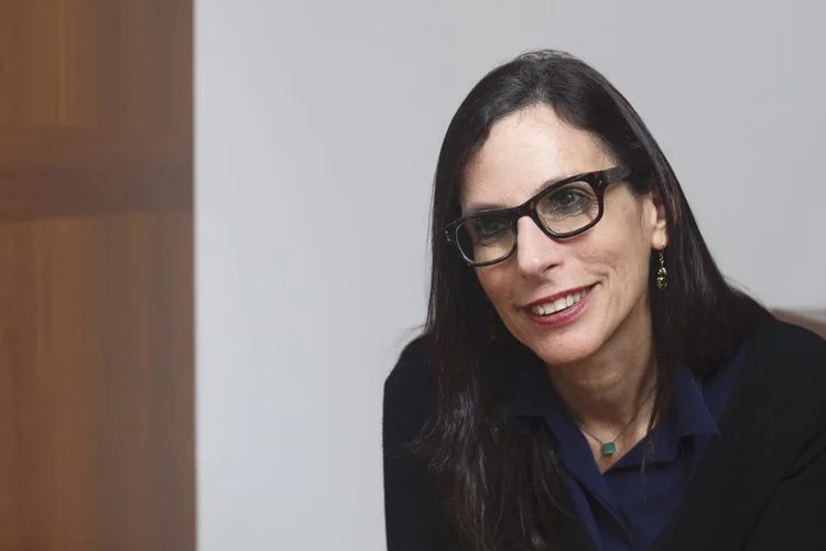 A historiadora Lilia Moritz Schwarcz (Renato Parada/Companhia das Letras/Divulgação)